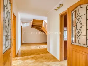 Prodej rodinného domu, Vestec, Průběžná, 427 m2
