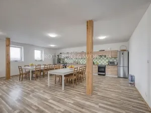 Prodej rodinného domu, Sedlečko u Soběslavě, 926 m2