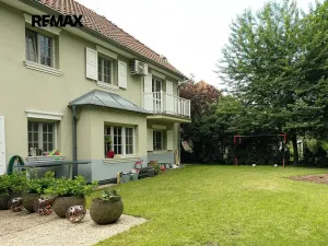 Pronájem rodinného domu, Praha - Nebušice, Na Malé Šárce, 302 m2