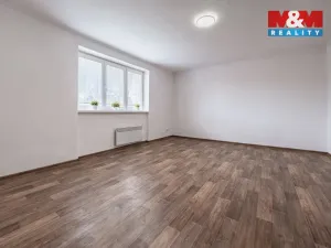 Prodej bytu 2+1, Milovice, Dukelská, 61 m2