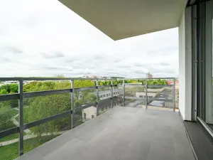 Pronájem bytu 4+kk, Praha - Vysočany, Svatošových, 99 m2