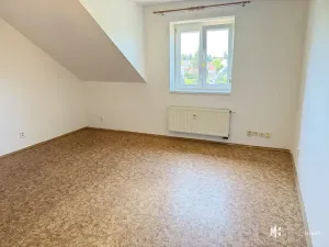 Pronájem bytu 1+kk, Praha - Újezd nad Lesy, Plhovská, 29 m2