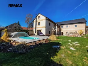 Prodej činžovního domu, Černuc, 330 m2