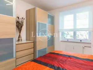 Pronájem bytu 2+1, Praha - Vokovice, Kladenská, 61 m2