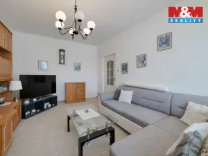 Prodej bytu 2+1, Cheb, V Zahradách, 60 m2