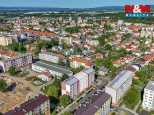 Prodej bytu 2+1, Cheb, V Zahradách, 60 m2