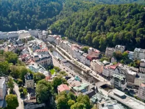 Prodej bytu 3+kk, Karlovy Vary, Divadelní náměstí, 147 m2