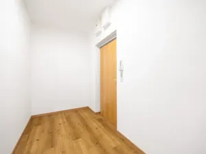 Prodej bytu 3+kk, Praha - Kyje, Sicherova, 92 m2