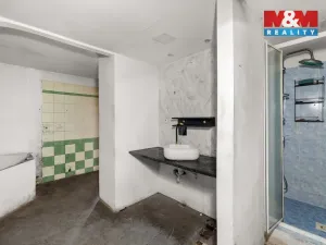 Prodej rodinného domu, Rynholec, nám. 1. máje, 363 m2