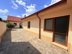 Pronájem rodinného domu, Žabčice, U Rybníka, 132 m2