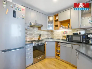 Prodej bytu 3+1, Praha - Prosek, Prosecká, 69 m2