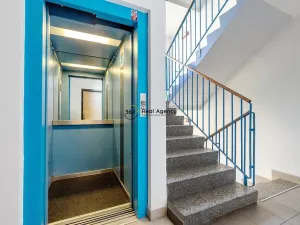 Prodej bytu 3+1, Praha - Hlubočepy, Lamačova, 72 m2