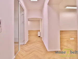 Pronájem kanceláře, Praha - Nové Město, Malá Štěpánská, 126 m2