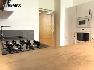 Pronájem bytu 2+kk, Praha - Žižkov, Jagellonská, 45 m2