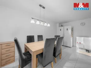 Prodej rodinného domu, Chlumec, Chlumecká, 260 m2