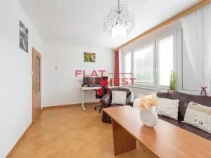 Prodej bytu 2+1, Praha - Kobylisy, Paláskova, 56 m2
