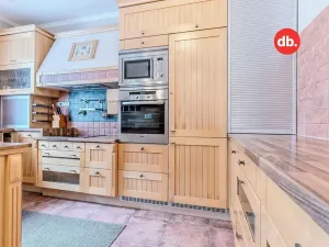 Prodej rodinného domu, Karlovy Vary, Krokova, 280 m2
