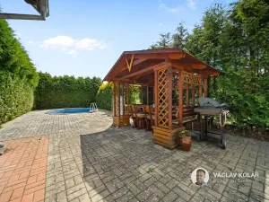 Prodej rodinného domu, Tetín, 130 m2