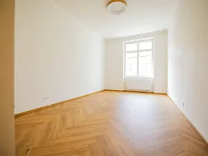 Pronájem bytu 3+kk, Praha - Vinohrady, Korunní, 85 m2