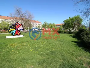 Pronájem bytu 2+kk, Praha - Holešovice, Ortenovo náměstí, 85 m2