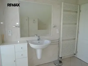 Pronájem rodinného domu, Hostivice, Řehníkova, 150 m2