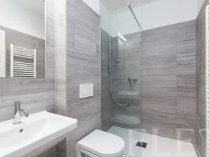Pronájem bytu 1+kk, Praha - Libeň, Kotlaska, 25 m2