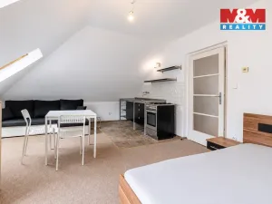 Pronájem bytu 1+kk, Praha - Libeň, Kundratka, 42 m2