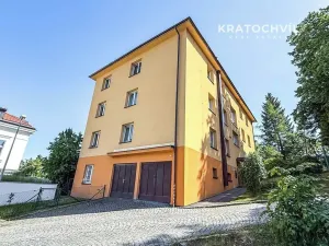 Prodej bytu 4+1, Praha - Smíchov, U Mrázovky, 68 m2