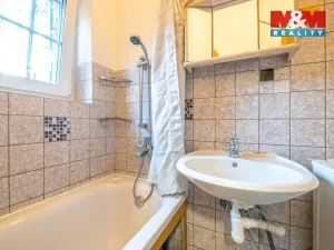 Prodej bytu 4+1, Nový Bor - Arnultovice, 97 m2