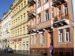Pronájem komerční, Karlovy Vary, Varšavská, 40 m2