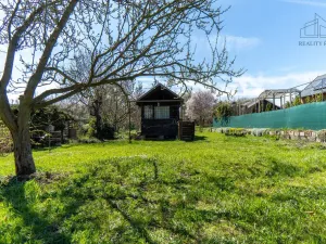 Prodej zahrady, Praha - Horní Počernice, Zábrodí, 297 m2