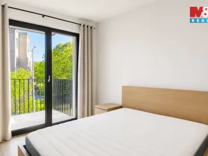 Pronájem bytu 2+kk, Praha - Hloubětín, Kardašovská, 39 m2
