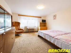 Prodej rodinného domu, Želeč, 237 m2