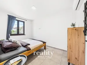 Prodej ubytování, Perná, 205 m2