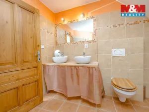 Prodej rodinného domu, Deštné v Orlických horách, 400 m2