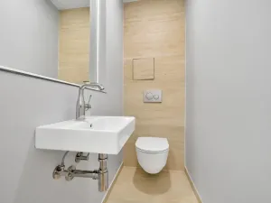 Pronájem bytu 2+kk, Praha - Karlín, Rohanské nábřeží, 52 m2