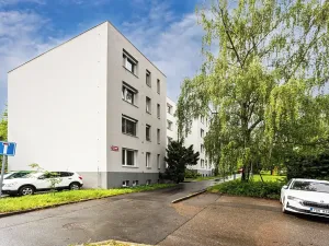 Prodej bytu 3+1, Praha - Zbraslav, Svépomoci, 85 m2
