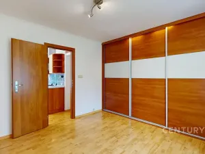 Pronájem bytu 2+1, Ostrava, Svazácká, 55 m2