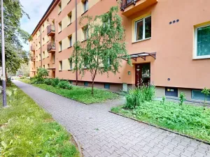 Pronájem bytu 2+1, Ostrava, Svazácká, 55 m2