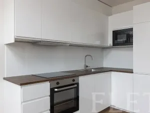 Pronájem bytu 1+kk, Praha - Hloubětín, Waltariho, 36 m2