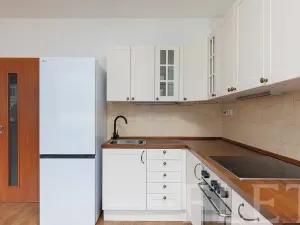 Pronájem bytu 1+kk, Praha - Holešovice, U měšťanského pivovaru, 37 m2
