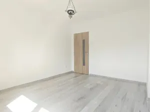 Prodej bytu 2+1, Hradec Králové, Labská kotlina, 53 m2