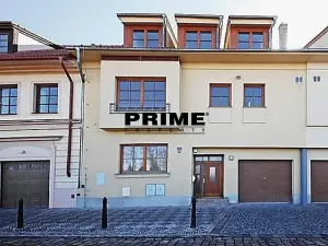 Pronájem kanceláře, Praha - Střešovice, Nad hradním vodojemem, 350 m2