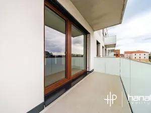 Pronájem bytu 2+kk, Olomouc, Třída Jiřího Pelikána, 46 m2