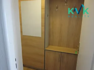 Pronájem bytu 1+1, Karlovy Vary, Jáchymovská, 46 m2