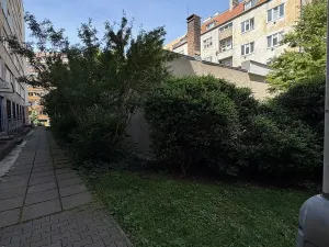 Prodej bytu 3+1, Praha, Hartigova, 64 m2