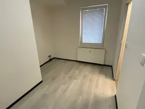 Pronájem bytu 1+kk, Praha - Hlubočepy, Na Zlíchově, 23 m2