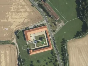 Prodej komerčního pozemku, Jenišovice, 1682 m2