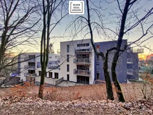 Prodej kanceláře, Karlovy Vary, Šumavská, 150 m2