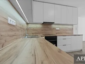 Pronájem bytu 2+kk, Uherský Brod, Naardenská, 59 m2